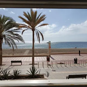Apartamento Piso Primera Linea Playa, Almería